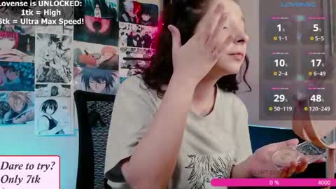Snapshot of aliceriddle1 chatting on June 20, 7:33 am aliceriddle1 online show from June 20, 7:33 am