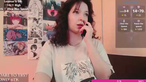 Snapshot of aliceriddle1 chatting on July 1, 3:01 pm aliceriddle1 online show from July 1, 3:01 pm