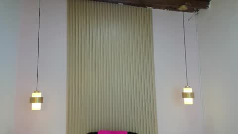 AliceRoss online show from February 8, 8:01 pm