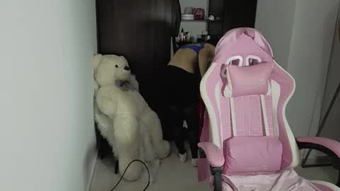 alice online show from March 18, 3:42 am