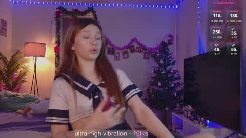 Snapshot of alicesis chatting on January 28, 6:28 pm Alice online show from January 28, 6:28 pm