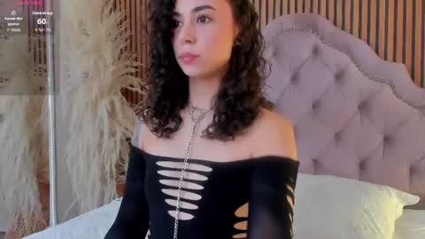 Alicestevens online show from July 10, 1:47 pm