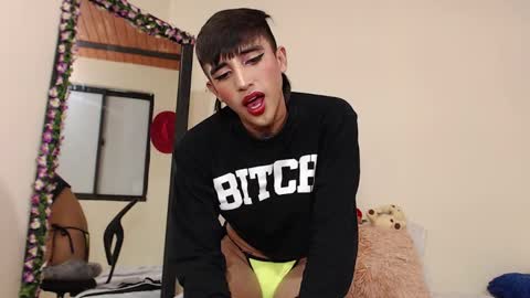 J Ruiz online show from January 17, 11:07 pm