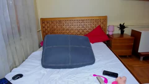 Alice online show from April 16, 7:09 am