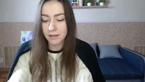 Snapshot of alicewonderful22 chatting on February 11, 4:35 pm Alice online show from February 11, 4:35 pm