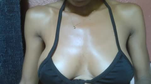 Snapshot of alicia253177 chatting on February 17, 12:05 pm alicia253177 online show from February 17, 12:05 pm