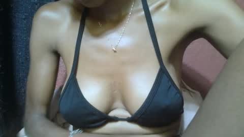 Snapshot of alicia253177 chatting on February 18, 12:49 pm alicia253177 online show from February 18, 12:49 pm