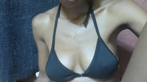 Snapshot of alicia253177 chatting on February 26, 5:50 pm alicia253177 online show from February 26, 5:50 pm