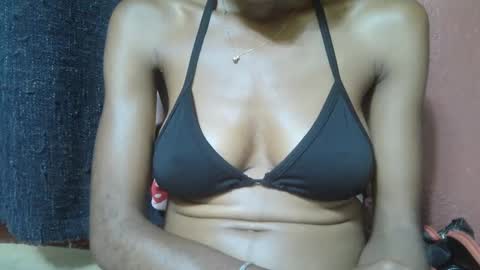 Snapshot of alicia253177 chatting on March 1, 12:12 pm alicia253177 online show from March 1, 12:12 pm