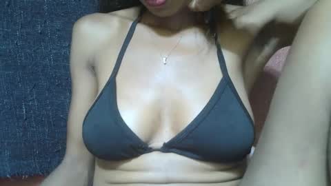 Snapshot of alicia253177 chatting on March 11, 11:33 am alicia253177 online show from March 11, 11:33 am