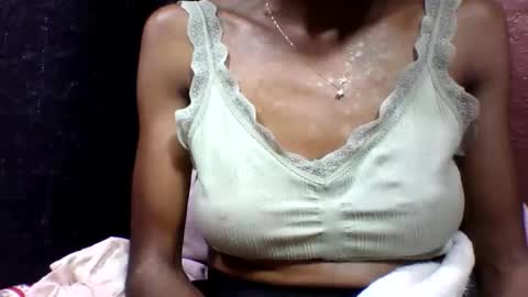 Snapshot of alicia253177 chatting on September 14, 8:19 pm alicia253177 online show from September 14, 8:19 pm