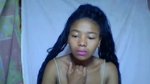Snapshot of alicia9794 chatting on April 24, 5:10 am alicia9794 online show from April 24, 5:10 am