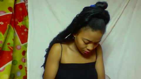 Snapshot of alicia9794 chatting on May 4, 6:15 pm alicia9794 online show from May 4, 6:15 pm
