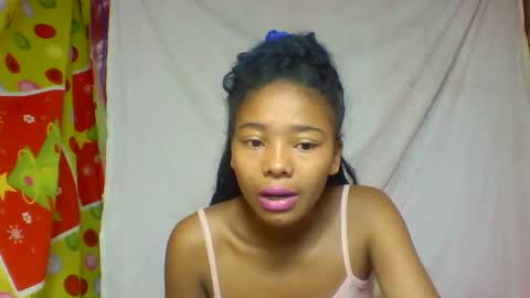 Snapshot of alicia9794 chatting on May 9, 9:58 am alicia9794 online show from May 9, 9:58 am
