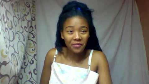 Snapshot of alicia9794 chatting on June 6, 10:25 pm alicia9794 online show from June 6, 10:25 pm