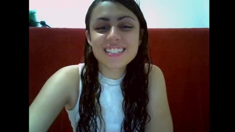 Snapshot of alicia_axiom chatting on April 29, 7:31 pm alicia_axiom online show from April 29, 7:31 pm