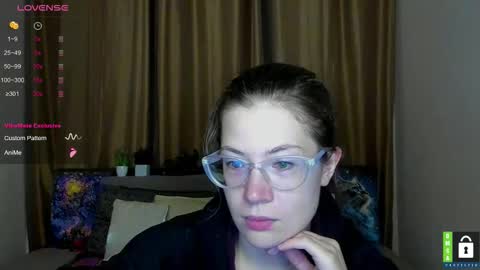 Alicia online show from October 17, 11:24 am