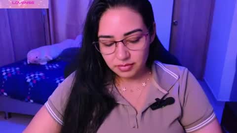 Snapshot of alicia_hotxx chatting on June 14, 6:10 pm alison online show from June 14, 6:10 pm