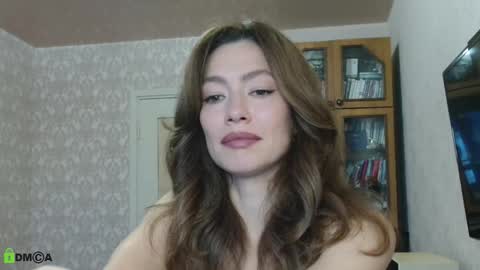 Alicia online show from November 19, 5:40 am