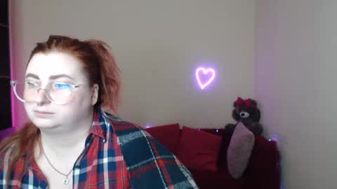 Alicia online show from February 10, 6:39 am