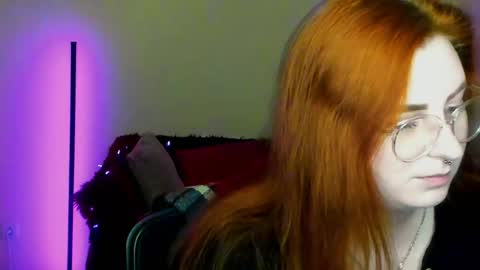 Alicia online show from April 5, 5:26 am