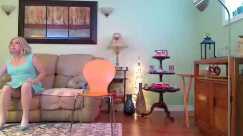 Alicia deHart  Help me reach 1000 Followers. Its FREE online show from November 23, 7:24 pm