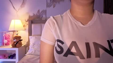 Snapshot of alicialevy chatting on December 5, 11:41 am LUNA online show from December 5, 11:41 am