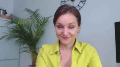 Snapshot of alicialux chatting on January 13, 10:58 am Alicia online show from January 13, 10:58 am