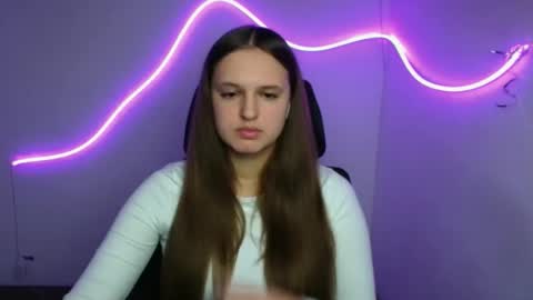 Alicie online show from October 2, 1:40 pm