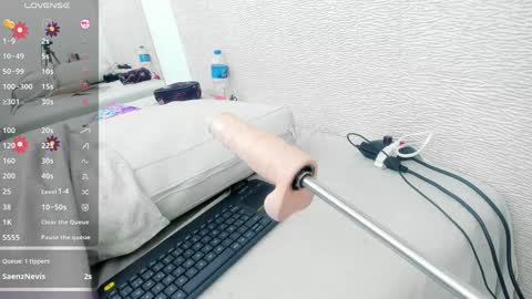 im tutti online show from February 7, 5:20 am