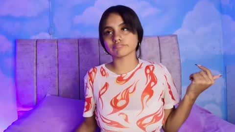 Snapshot of aliclark chatting on February 26, 7:24 pm Aliclark online show from February 26, 7:24 pm