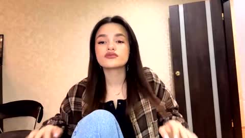 Niki online show from March 11, 2:34 pm