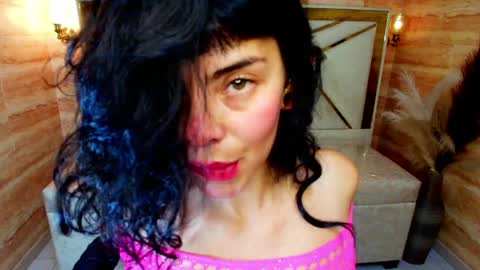 Alie online show from April 14, 8:48 pm