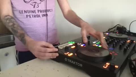 busco rockera online show from February 16, 3:38 pm