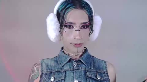     online show from March 7, 1:09 am