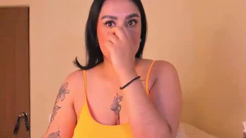 Snapshot of aliice_69 chatting on December 4, 2:20 am aliice_69 online show from December 4, 2:20 am