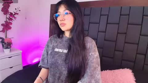 Aliice Blond online show from September 15, 4:23 am