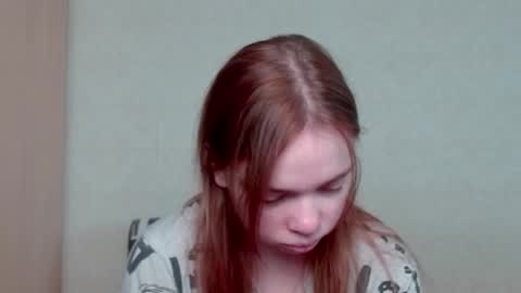 Snapshot of aliiice_stone chatting on November 14, 10:25 am Alice online show from November 14, 10:25 am