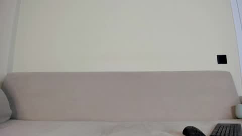 Snapshot of alikuskya chatting on October 25, 12:29 am Dan online show from October 25, 12:29 am