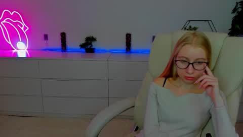Alina online show from October 8, 6:22 am