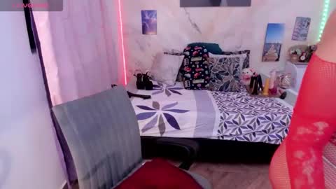 alinabozz1 online show from January 11, 12:04 am