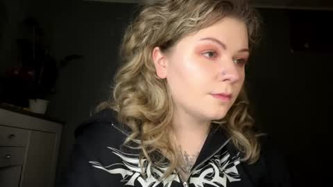 Alina online show from March 28, 2:27 pm