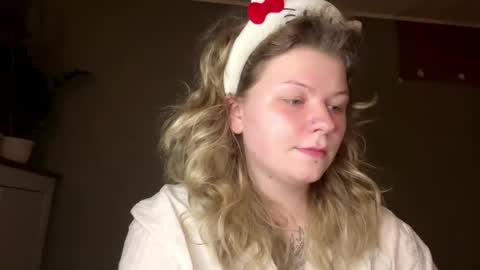 Alina online show from April 21, 8:44 pm