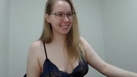 alinasei online show from July 7, 6:27 am