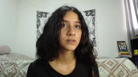 Snapshot of alinawoolf_ chatting on December 30, 6:05 pm Ali online show from December 30, 6:05 pm