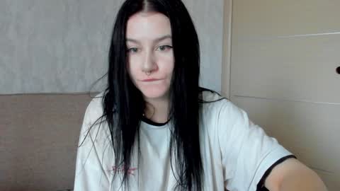 Aline Greeeen online show from December 11, 5:43 am