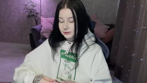 Aline Greeeen online show from October 19, 5:41 am