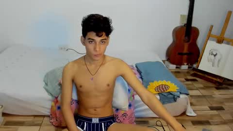 AliotTwink online show from December 2, 4:18 am