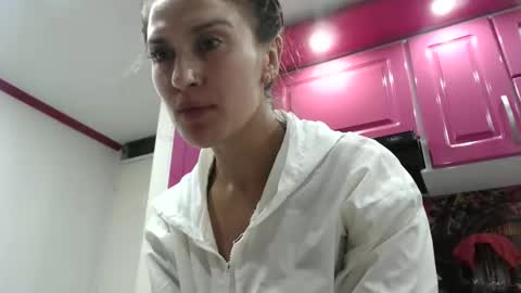 alipetite online show from February 11, 11:10 pm