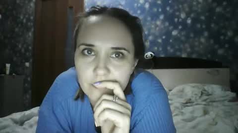 Alisa07x online show from April 10, 1:49 pm